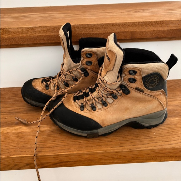 La Sportiva Shoes - SPORTIVA gore-tex hiking boots